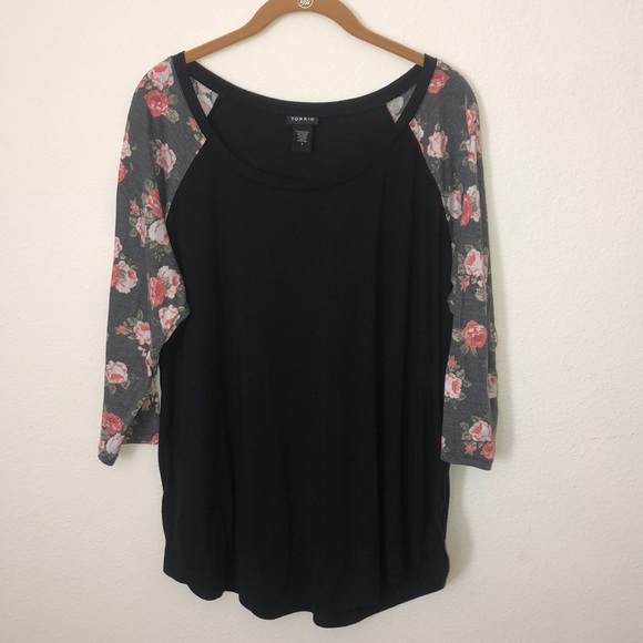 torrid Tops - Torrid tee shirt